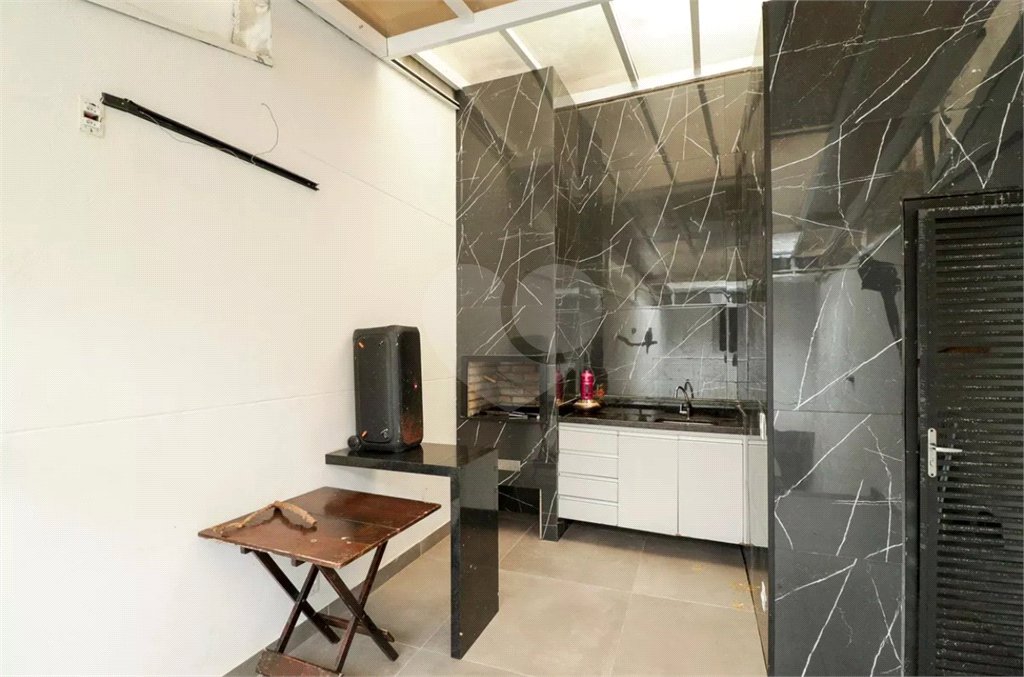 Casa à venda com 3 quartos, sendo 1 suíte, no condomínio Smile View, São Paulo - SP