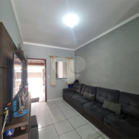 Casa à venda com 2 quartos, sendo 1 suíte,  em Aparecidinha, Sorocaba, SP