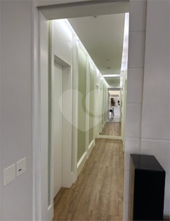 Apartamento à venda com 3 quartos, sendo 1 suíte, em Higienópolis, São Paulo, SP