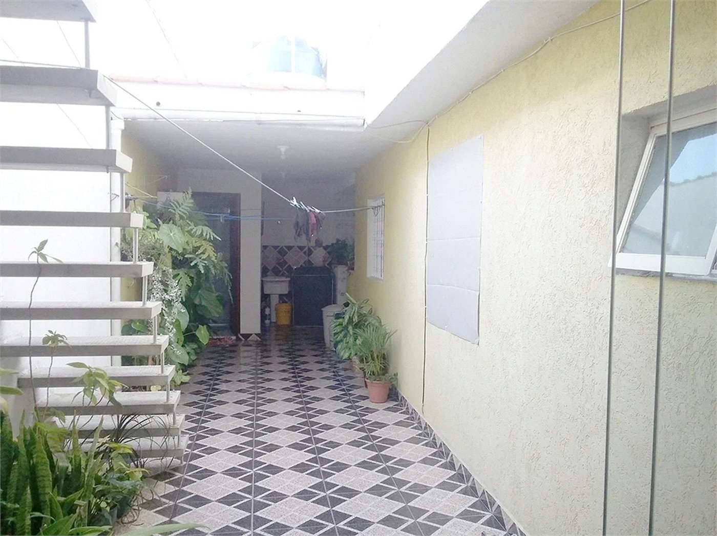 Sobrado à venda com 3 quartos em Jardim Macedônia, São Paulo, SP