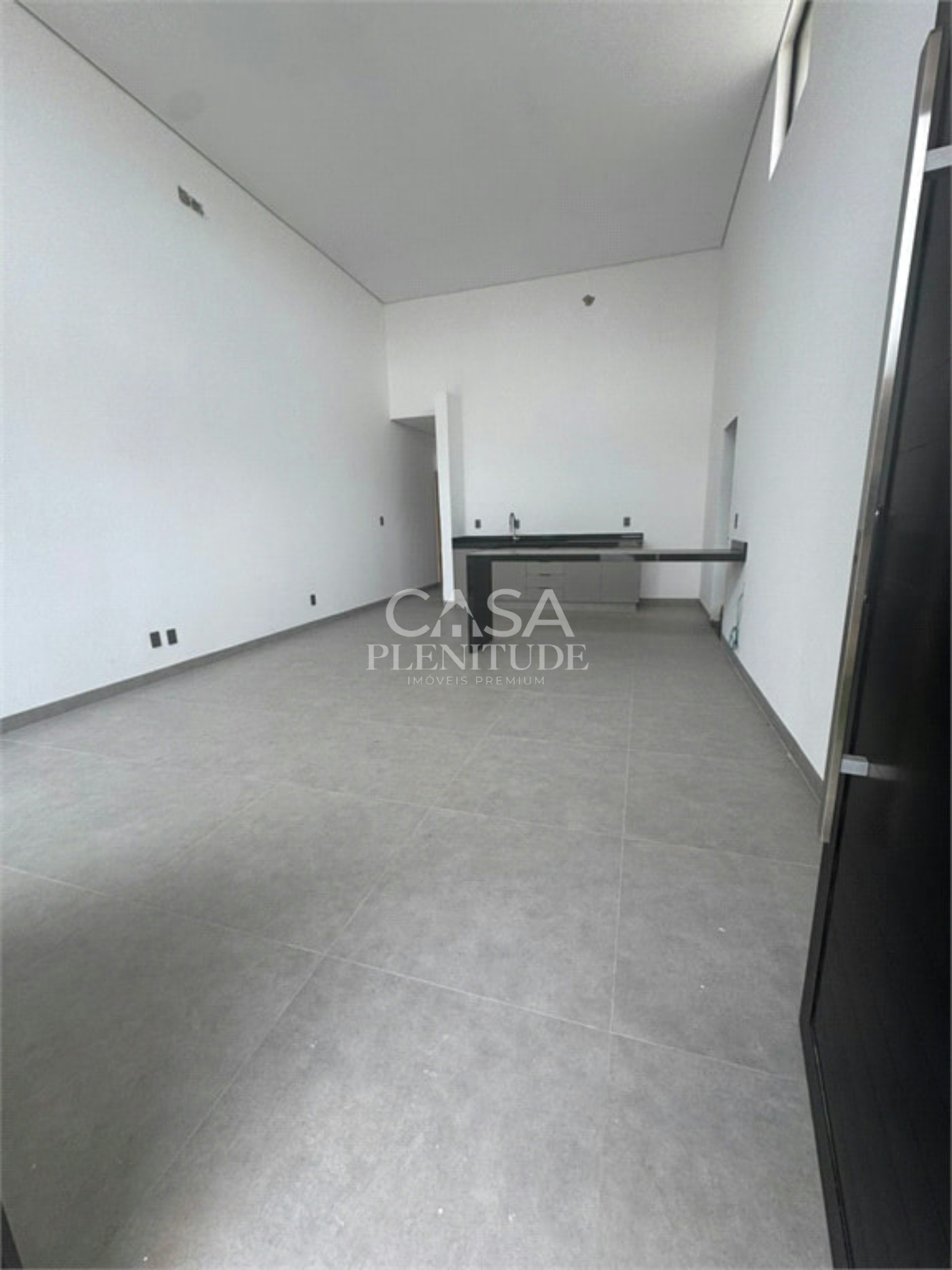 Terreno em condomínio à venda com 3 quartos, sendo 1 suíte, em Wanel Ville, Sorocaba, SP