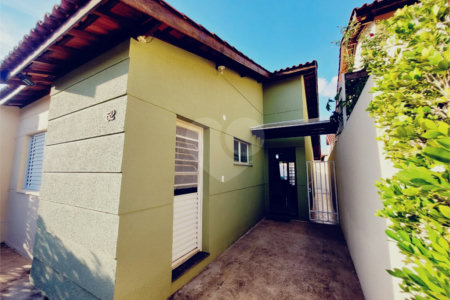 Casa à venda com 2 quartos, sendo 1 suíte, no condomínio Villa das Palmeiras, Indaiatuba - SP