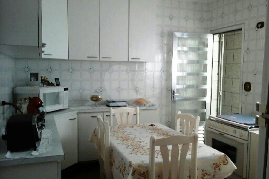 Sobrado à venda com 3 quartos, sendo 1 suíte,  em Vila Nova Cachoeirinha, São Paulo, SP