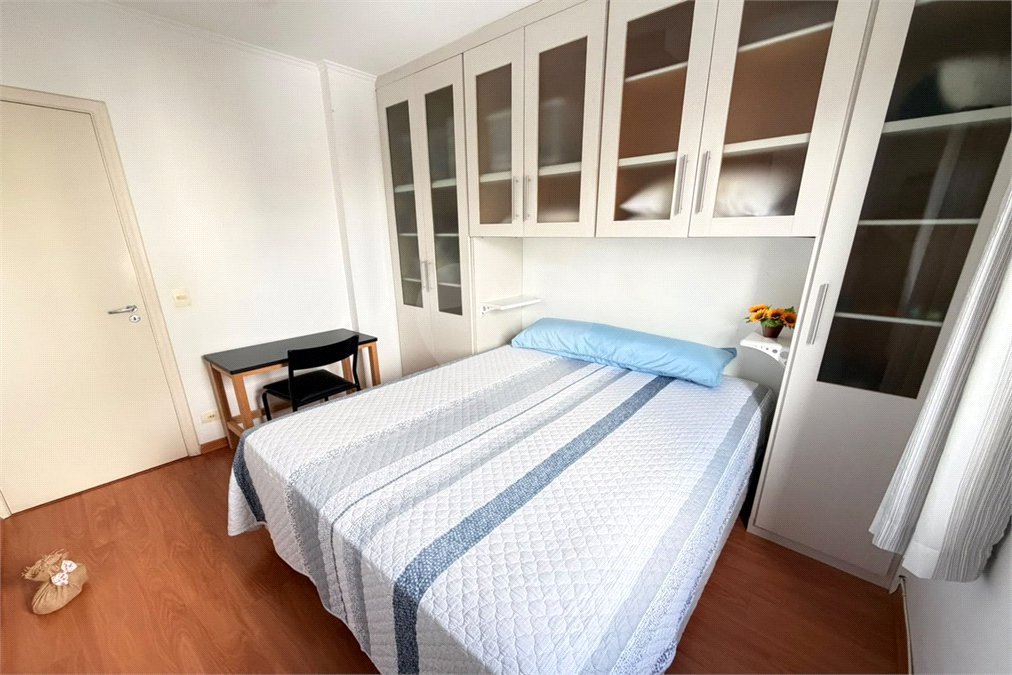 Apartamento à venda com 3 quartos, sendo 1 suíte, em Vila Paulista, São Paulo, SP
