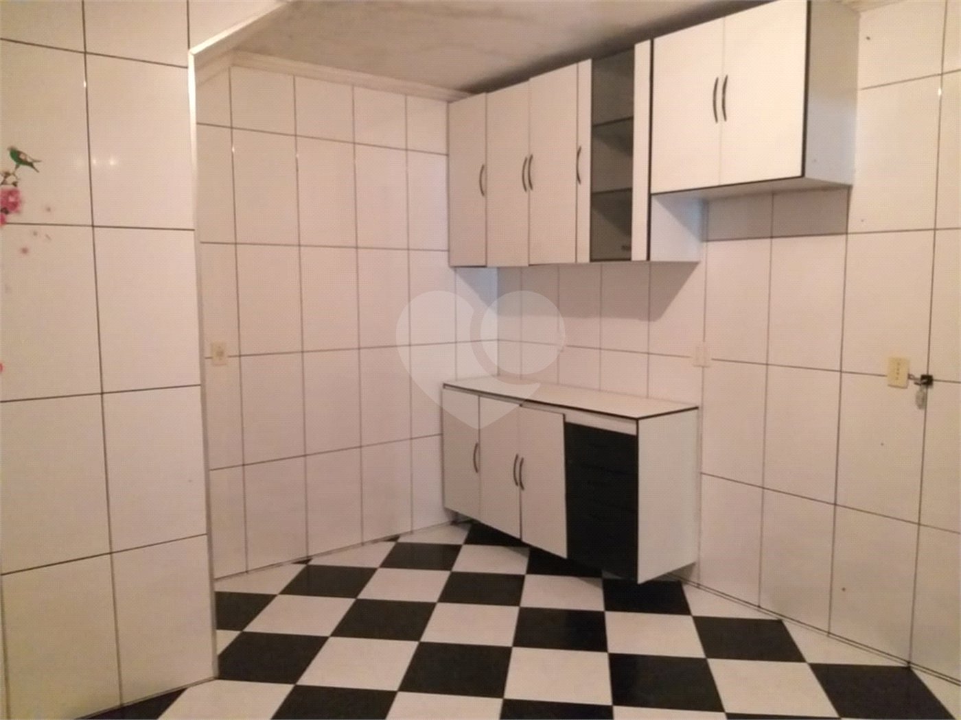 Sobrado à venda com 3 quartos, sendo 1 suíte, em Jardim Cruz do Corisco, São Paulo, SP