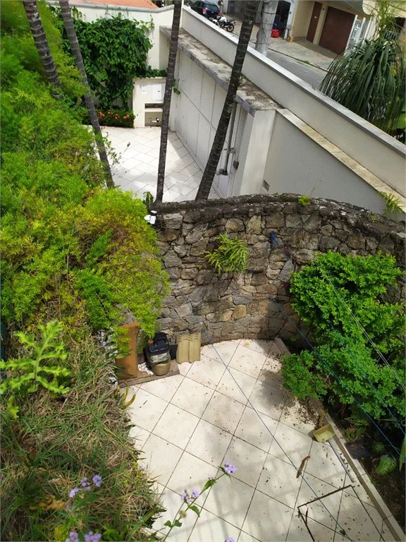 Casa à venda com 4 quartos, sendo 2 suítes, em Jardim das Vertentes, São Paulo, SP