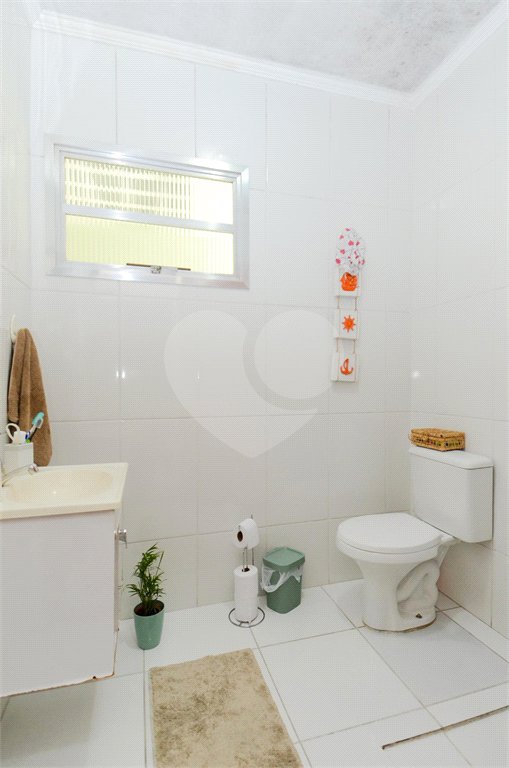 Casa à venda com 4 quartos, sendo 1 suíte, em Jardim Nova Taboão, Guarulhos, SP