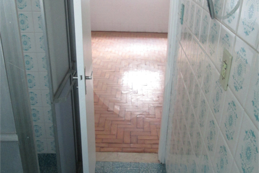 Sobrado à venda com 3 quartos em Horto, São Paulo, SP