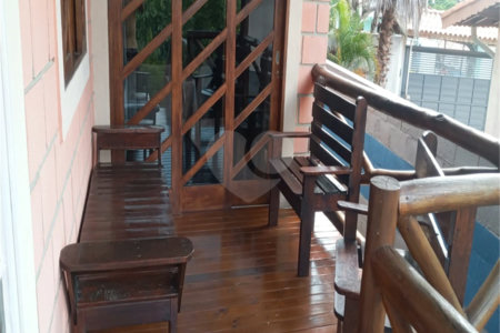 Chácara à venda com 3 quartos, sendo 2 suítes,  em Monterrey, Louveira, SP