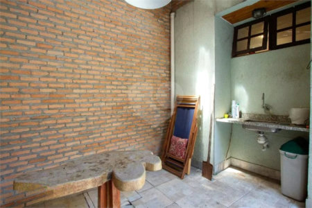 Casa Térrea à venda com 1 suíte em Vila Romana, São Paulo, SP