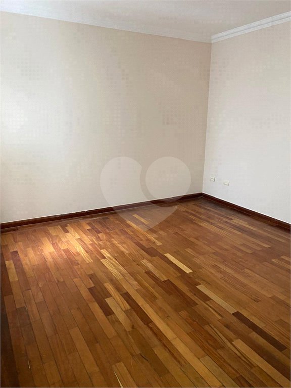 Sobrado à venda com 3 quartos, sendo 1 suíte, em Vila Lageado, São Paulo, SP
