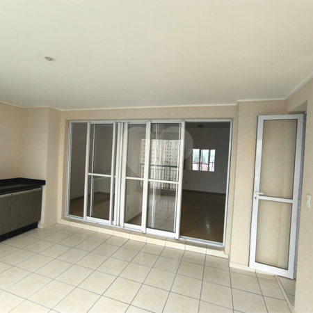 Apartamento à venda com 3 quartos, sendo 1 suíte,  em Tucuruvi, São Paulo, SP