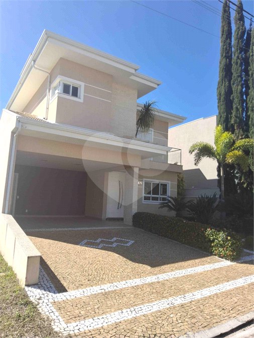 Casa à venda com 3 suítes no condomínio Portal do Jequitibá, Valinhos - SP