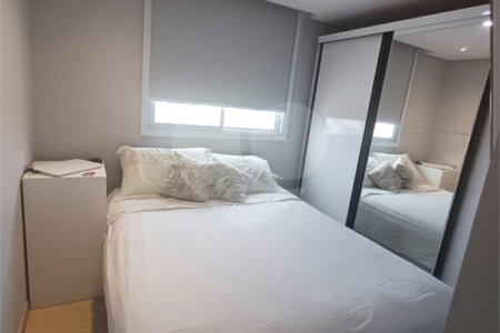 Apartamento à venda com 2 quartos em Parque Industrial Tomas Edson, São Paulo, SP