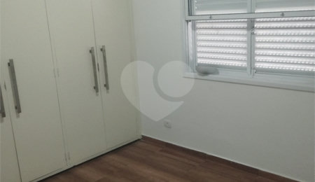 Apartamento à venda com 3 quartos, sendo 1 suíte,  em Consolação, São Paulo, SP