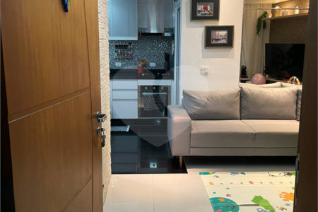 Casa à venda com 3 quartos, sendo 1 suíte,  no condomínio Villagio Campo Grande, São Paulo - SP