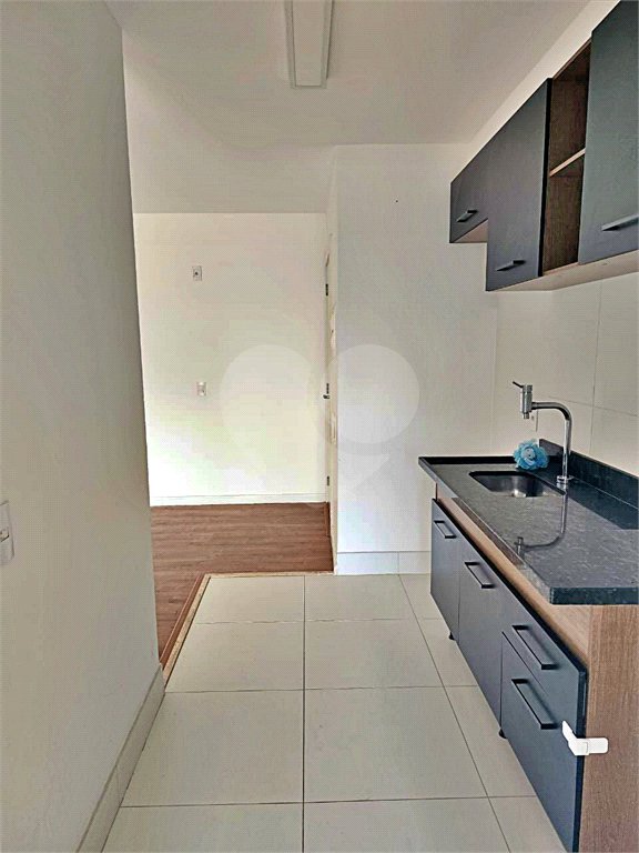 Apartamento à venda com 3 quartos, sendo 1 suíte,  em Jardim Caravelas, São Paulo, SP
