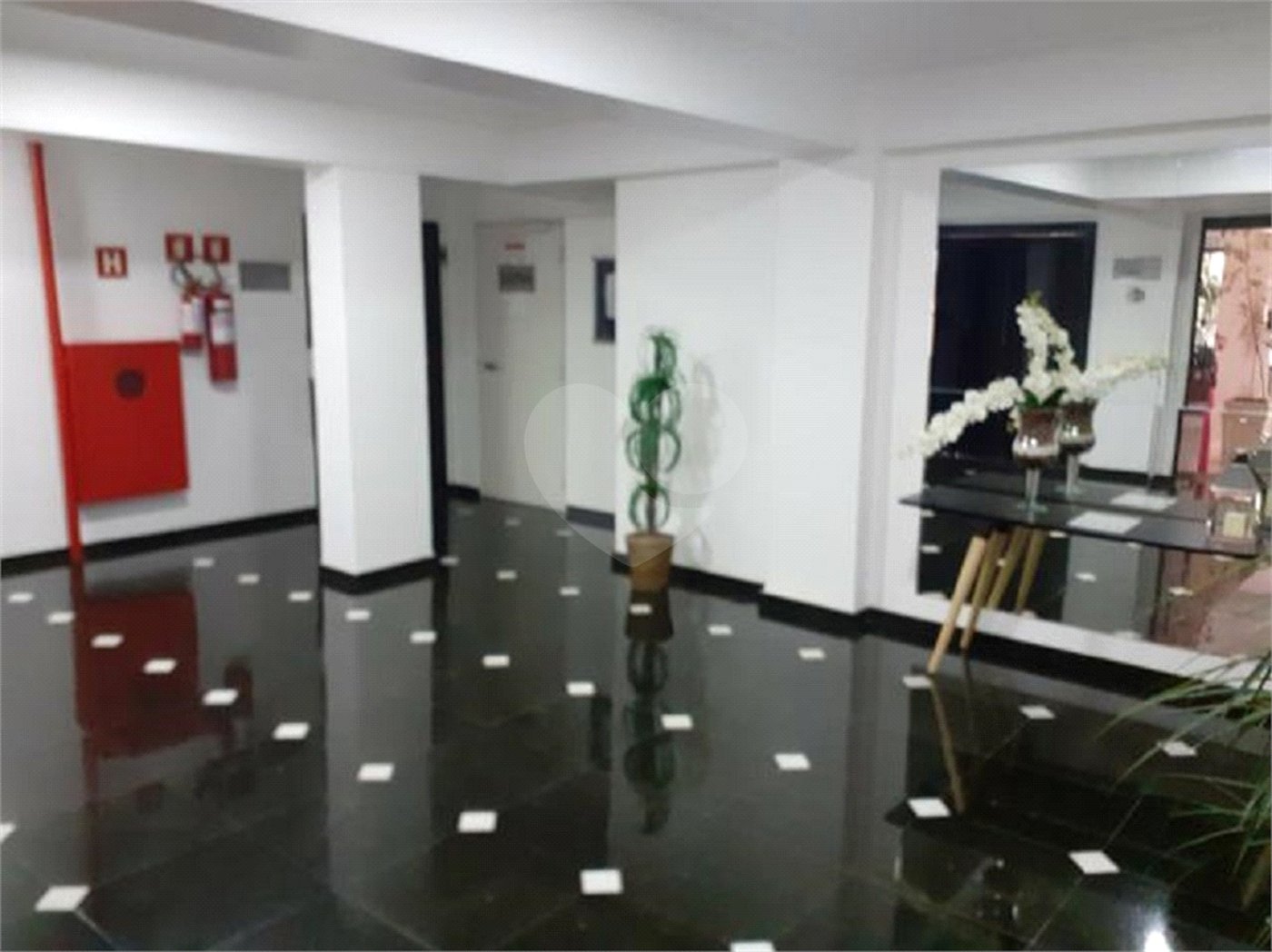 Apartamento à venda com 2 quartos, sendo 1 suíte,  em Paraíso do Morumbi, São Paulo, SP