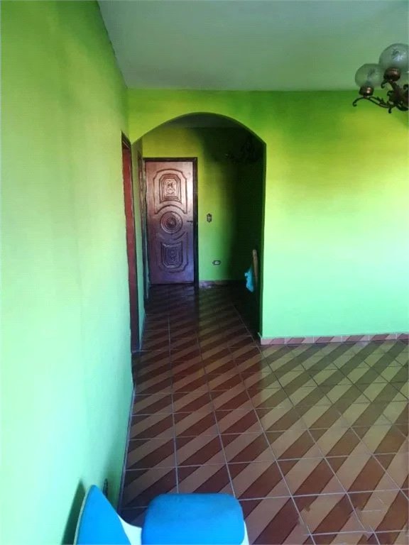 Casa de Vila à venda com 3 quartos em Jardim São Roque, São Paulo, SP