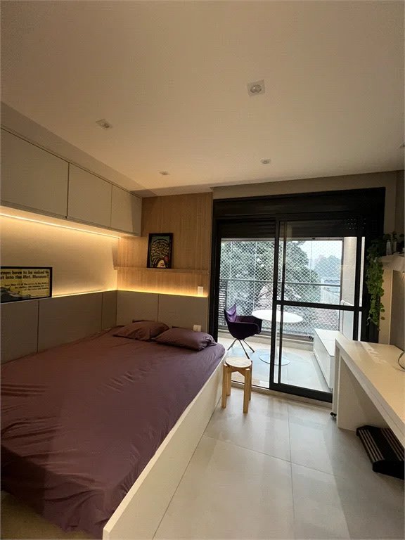 Apartamento à venda ou para alugar com 1 quarto em Pinheiros, São Paulo, SP