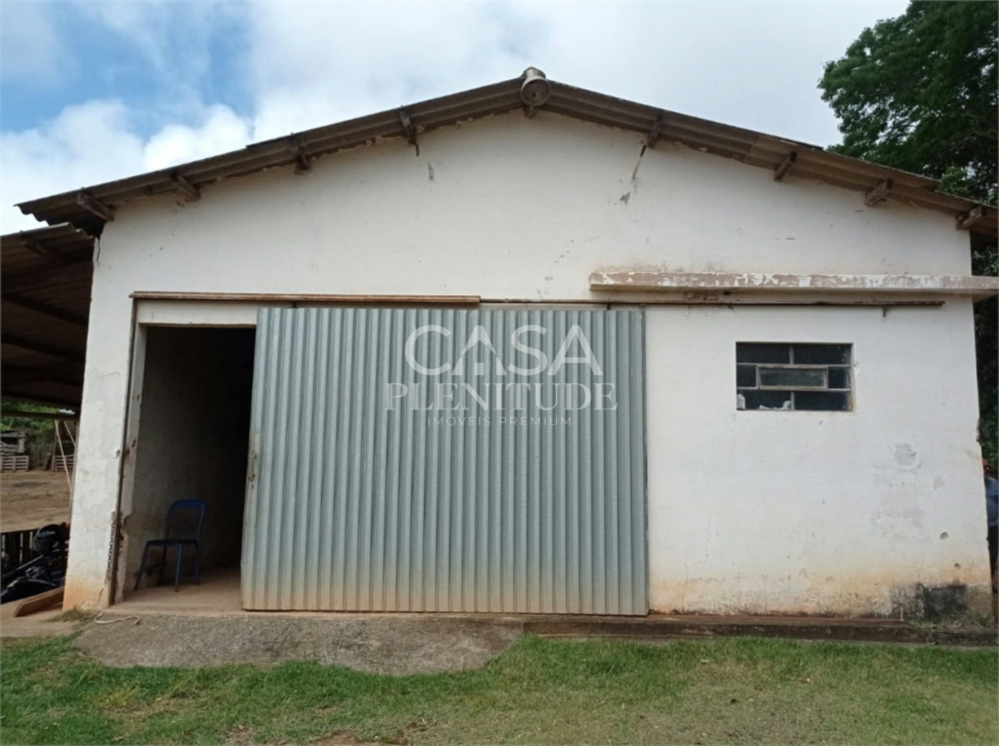 Sítio à venda com 2 quartos em Gramadão, São Miguel Arcanjo, SP