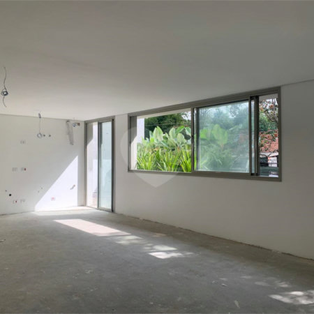 Apartamento à venda com 2 suítes em Vila Madalena, São Paulo, SP