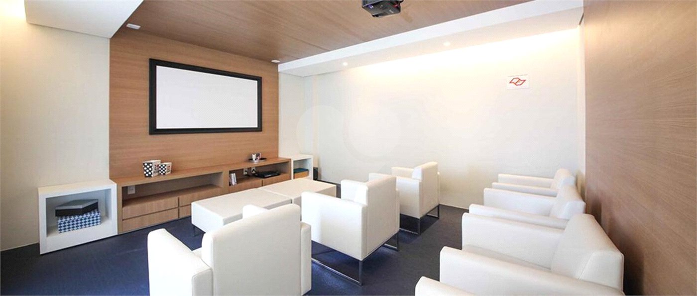 Apartamento à venda com 3 quartos, sendo 1 suíte,  em Vila Suissa, Mogi das Cruzes, SP
