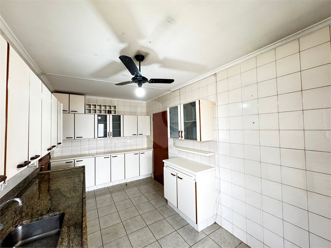 Apartamento à venda com 3 quartos, sendo 1 suíte, em Jardim Sumaré, Ribeirão Preto, SP