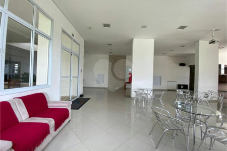 Apartamento à venda com 2 quartos, sendo 1 suíte, em Parque São Domingos, São Paulo, SP