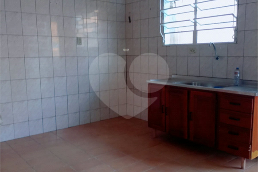 Sobrado à venda com 2 quartos em Jaraguá, São Paulo, SP