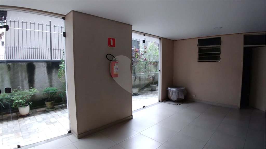 Apartamento à venda com 3 quartos, sendo 1 suíte, em Pinheiros, São Paulo, SP