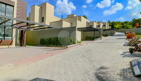 Casa em condomínio à venda com 3 suítes em Vila Santista, Atibaia, SP