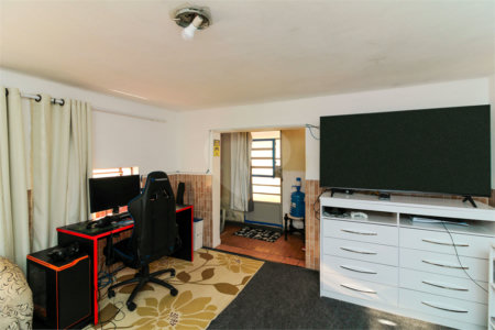 Casa Térrea à venda com 3 quartos em Vila Medeiros, São Paulo, SP