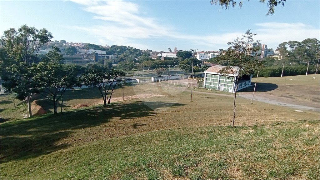 Terreno à venda em Parque Terra Nova, Valinhos, SP
