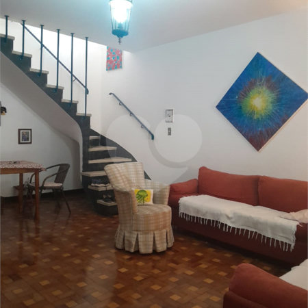 Sobrado à venda com 3 quartos em Sumaré, São Paulo, SP