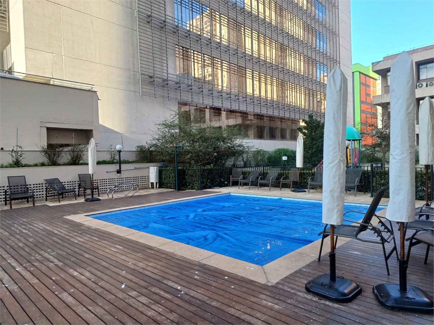 Apartamento à venda com 3 quartos, sendo 1 suíte, em Jardim das Acácias, São Paulo, SP