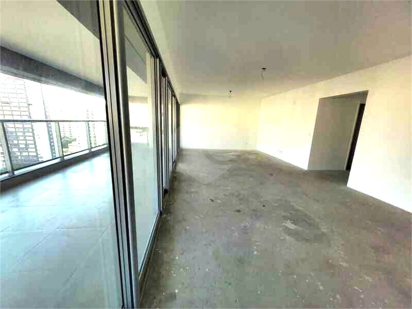 Apartamento à venda com 3 suítes em Água Branca, São Paulo, SP
