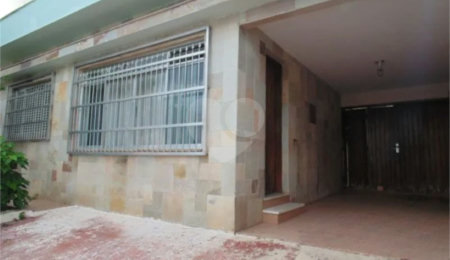 Casa Térrea à venda com 3 quartos, sendo 1 suíte,  em Parque Jabaquara, São Paulo, SP