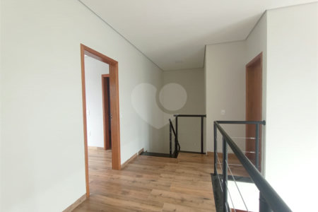Casa à venda com 3 quartos, sendo 2 suítes, no condomínio Vila Rica, Indaiatuba - SP