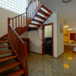Casa à venda com 4 quartos, sendo 2 suítes, em Interlagos, São Paulo, SP