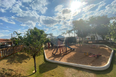 Casa térrea para venda no condomínio fechado Terra Nova