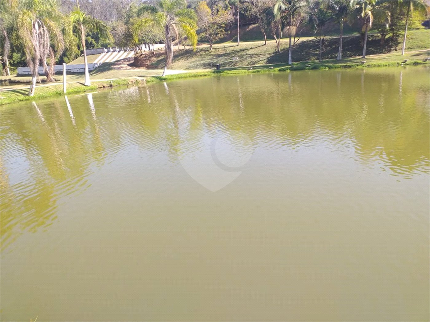 Sítio à venda com 4 quartos, sendo 1 suíte,  em Cruz das Almas, Biritiba-mirim, SP