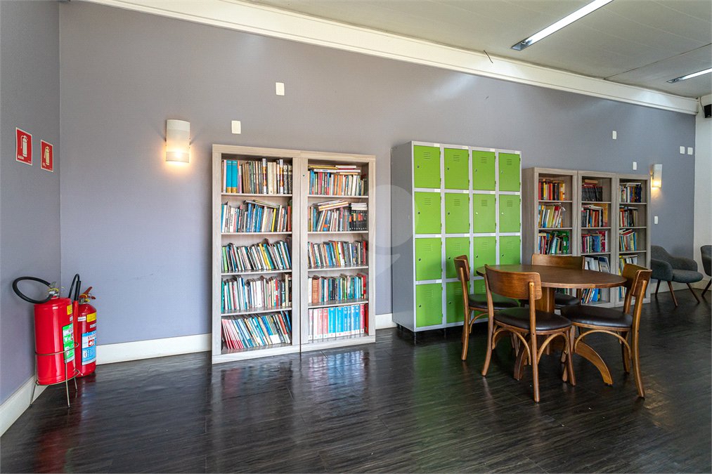 Apartamento à venda com 3 quartos, sendo 1 suíte, em Santo Amaro, São Paulo, SP