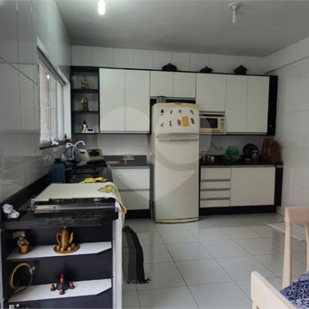Sobrado à venda com 3 suítes em Vila Gustavo, São Paulo, SP