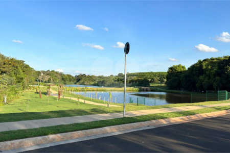 Terreno à venda no condomínio Residencial das Acácias, Paulínia - SP