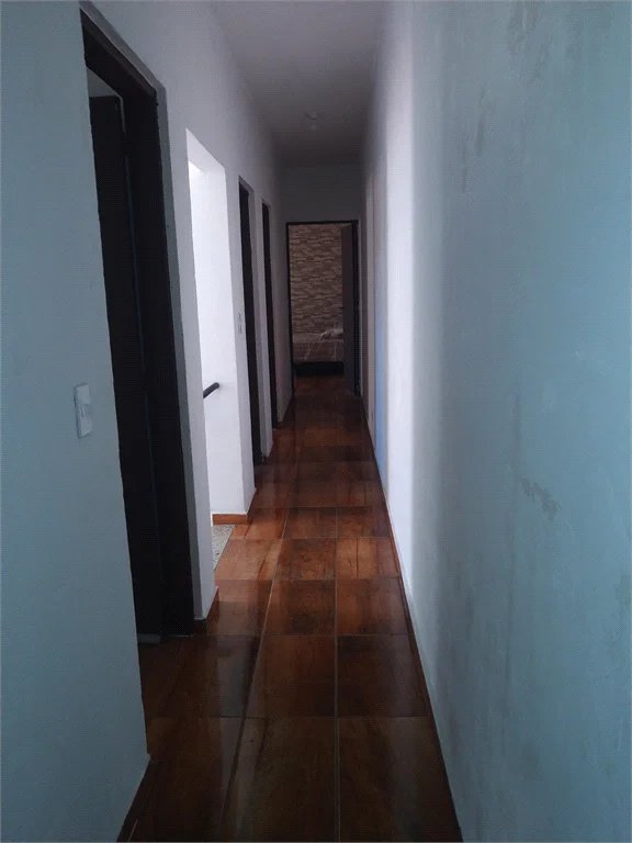 Casa à venda com 4 quartos, sendo 1 suíte, em Vila Pirajussara, São Paulo, SP