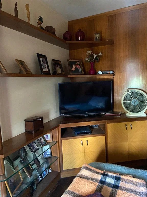 Apartamento à venda com 4 quartos, sendo 3 suítes,  em Cidade São Francisco, São Paulo, SP