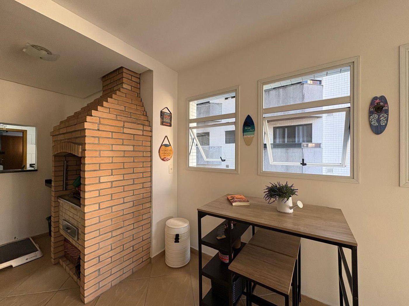 Apartamento com 3 dormitórios à venda, 162 m² por R$ 1.550.000,00 - Pompéia - Santos/SP