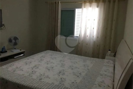 Condomínio à venda com 4 quartos, sendo 2 suítes, em Colinas do Paratehy, Mogi das Cruzes, SP