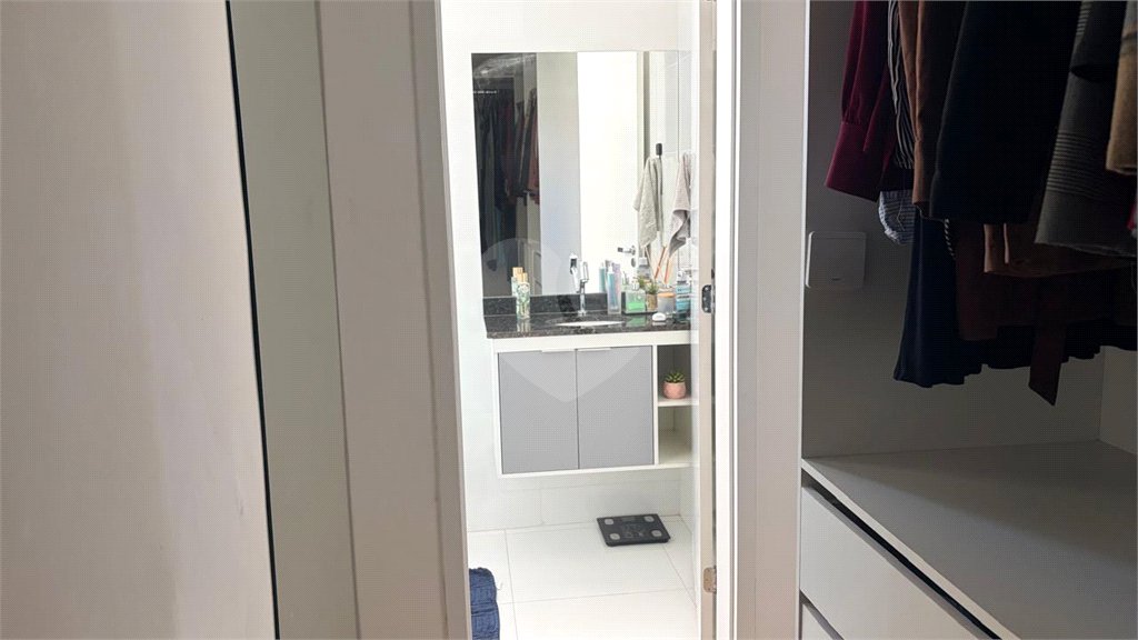 Casa à venda com 3 quartos, sendo 1 suíte, no condomínio Residencial Américo de Figueiredo, Sorocaba - SP